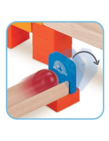 Knikkerbaan tracks and ball