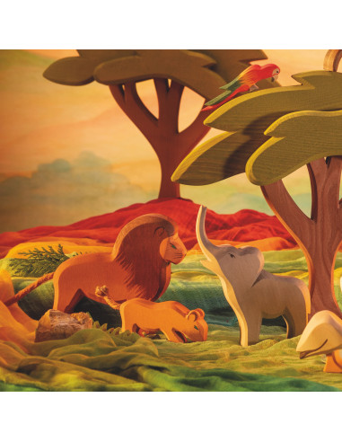 Kleine leeuw met kop omlaag Ostheimer