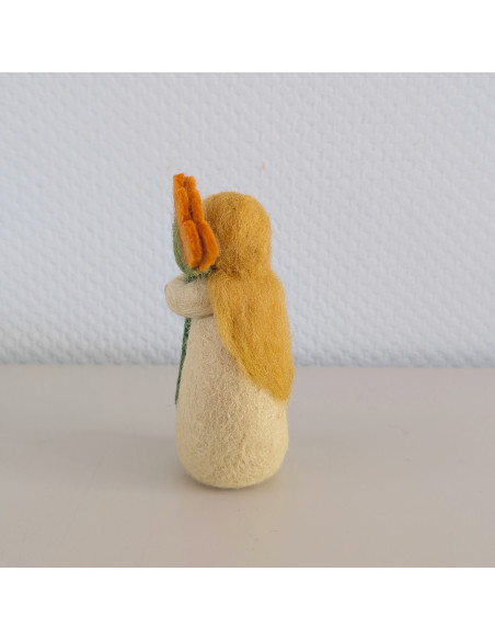 Vilten bloemenfee geel