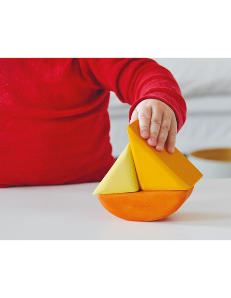 Stapelbaar zeilbootje geel