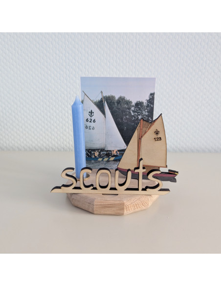 Scouting lelievlet steker