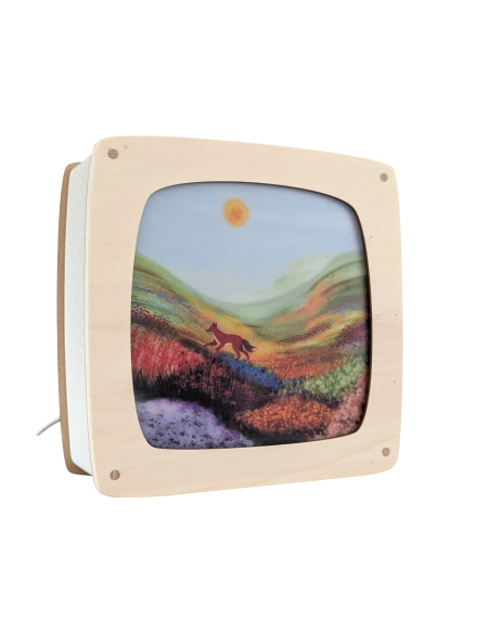 Vos in weide plaat voor seizoenslamp Hannah illustreert