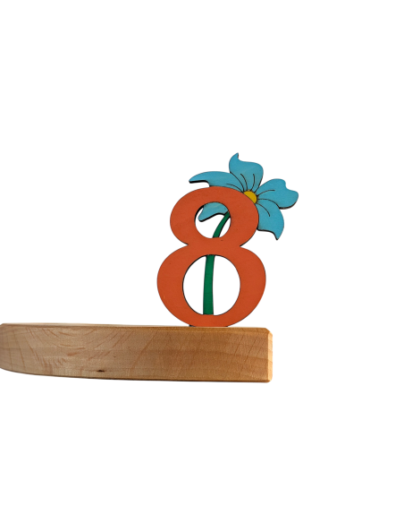 Cijfer 8 met bloem steker
