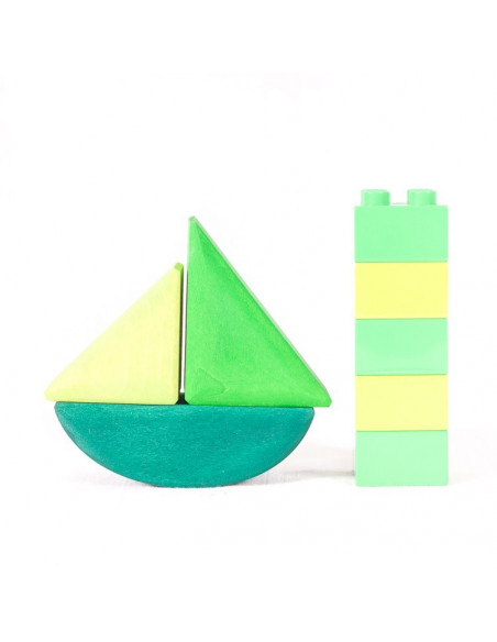 Stapelbaar zeilbootje groen