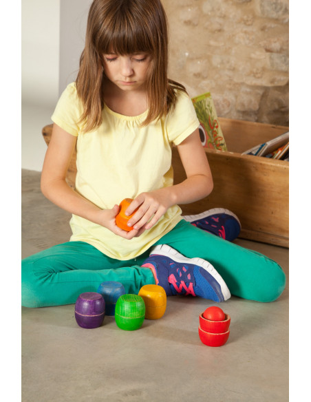 Regenboog bakjes met ballen set