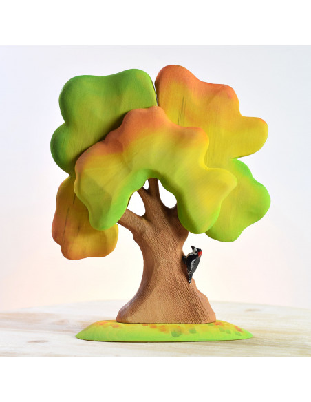 Eikenboom XL met specht in herfstkleuren Eikenboom XL met specht in herfstkleuren