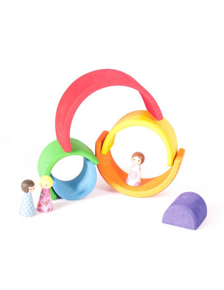 Kleine houten regenboog